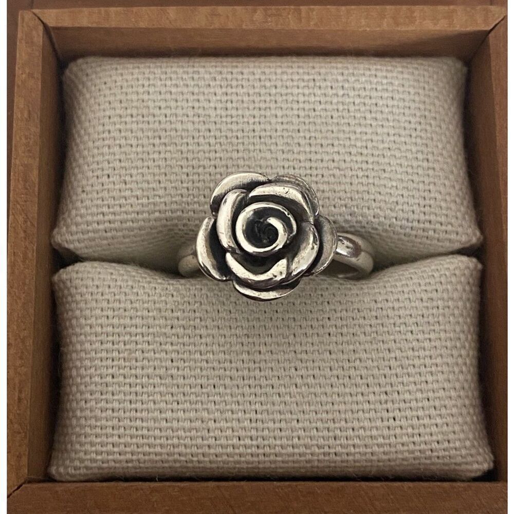 James Avery Retired Rose Blossom Ring Size 6.5